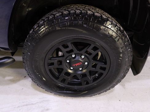 Used 2021 Toyota 4Runner SR5 Premium w/ Moonroof Package image 37