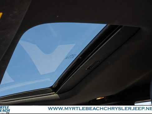 Used 2014 Jeep Grand Cherokee Limited w/ Trailer Tow Group IV image 18