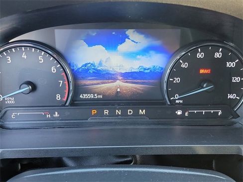 Used 2020 Ford Explorer XLT image 10