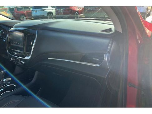 Used 2019 Chevrolet Traverse Premier image 17