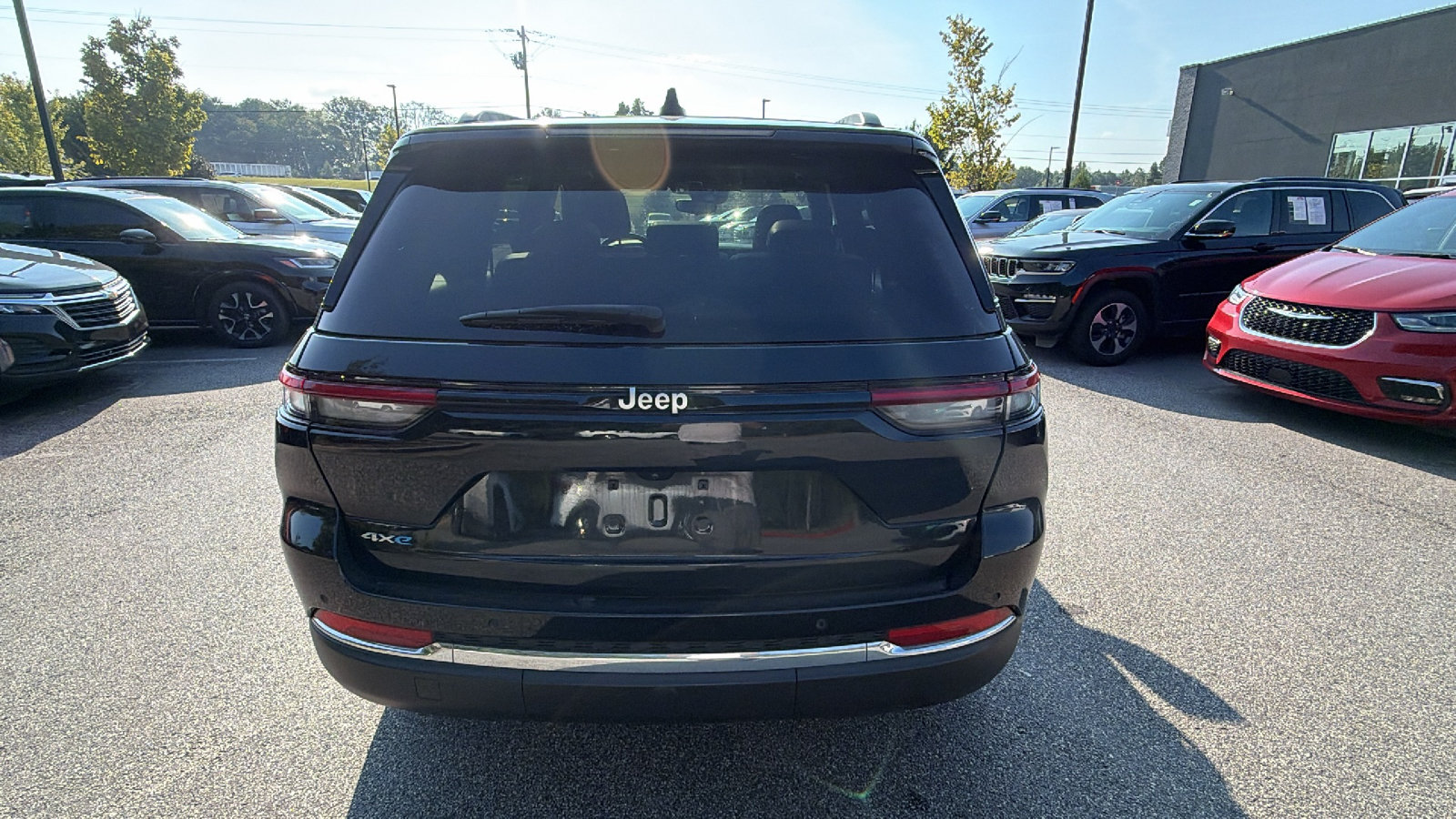 Used 2024 Jeep Grand Cherokee Limited 4xe AWD/4WD image 9