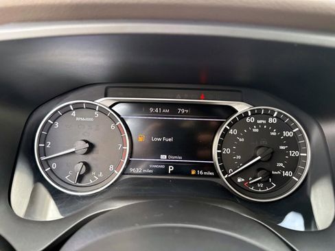 Used 2023 Nissan Rogue SV FWD image 29