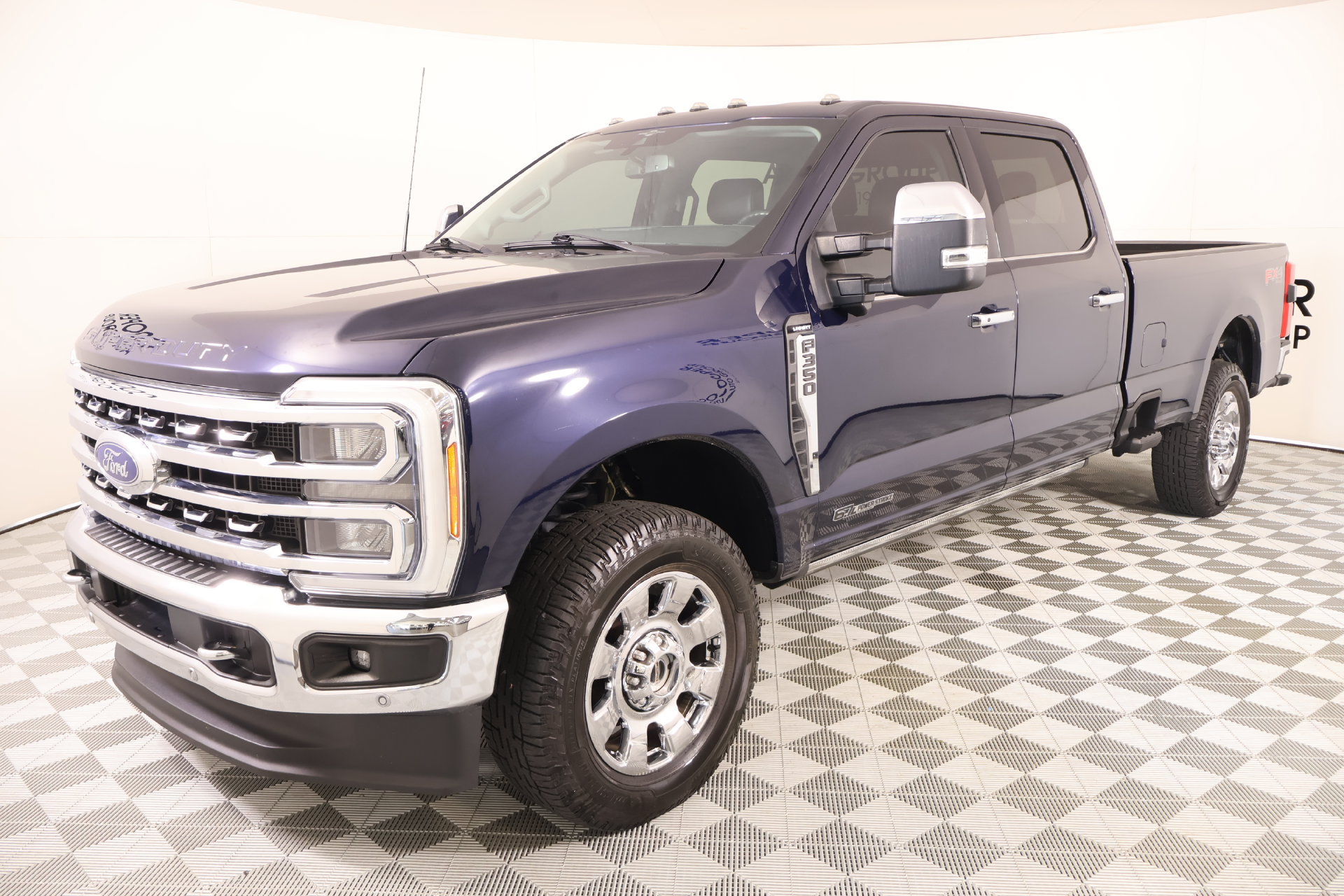 Used 2023 Ford F350 Lariat w/ Tow Technology Package AWD/4WD image 11
