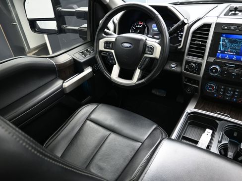 Used 2021 Ford F250 Lariat AWD/4WD image 24