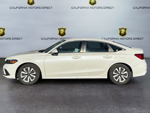 Used 2023 Honda Civic LX image 2