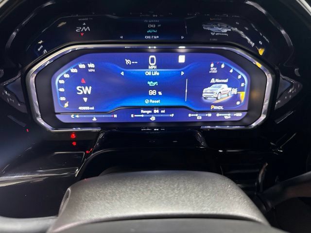 Used 2022 Chevrolet Silverado 1500 LT AWD/4WD image 16