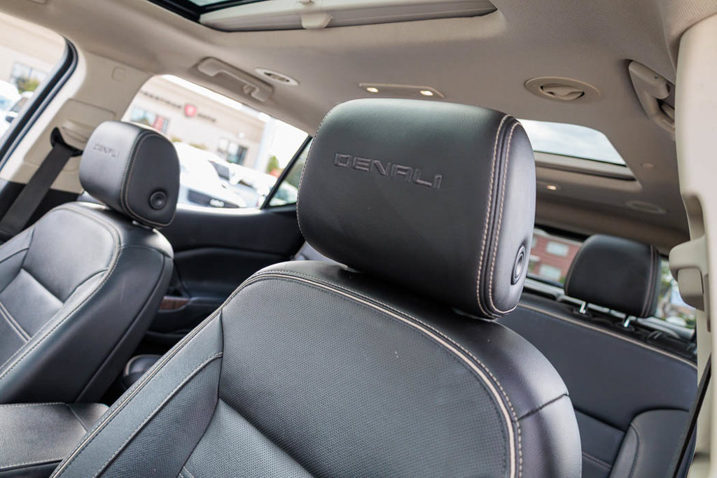 Used 2020 GMC Acadia Denali AWD/4WD image 26