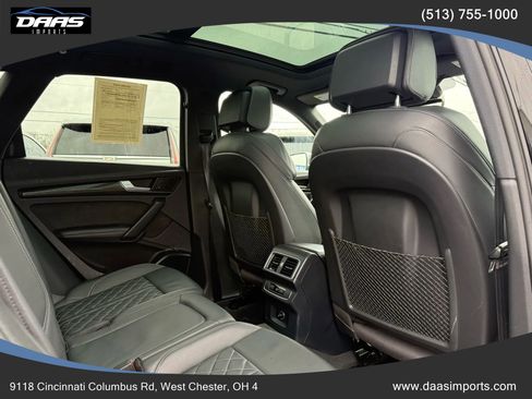 Used 2018 Audi SQ5 Premium Plus w/ Navigation Package image 31