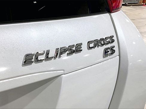 Used 2019 Mitsubishi Eclipse Cross ES image 10