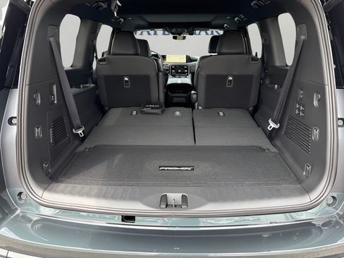 New 2026 Nissan Armada PRO-4X AWD/4WD image 40