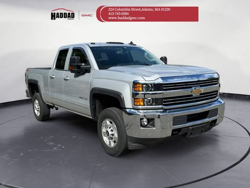 Used 2018 Chevrolet Silverado 2500 LT w/ LT Convenience Package AWD/4WD image 3