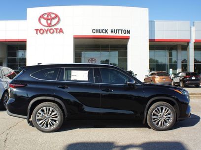New 2025 Toyota Highlander Platinum