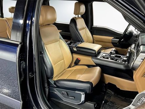 Used 2021 Ford F150 Lariat w/ Tow Technology Package image 28