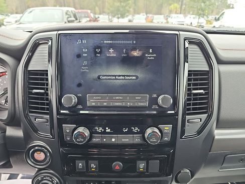 Used 2023 Nissan Titan PRO-4X image 25