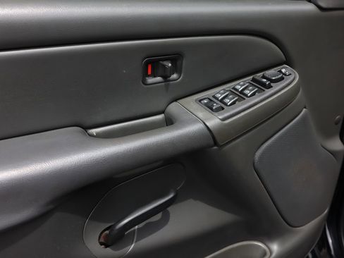 Used 2007 Chevrolet Silverado 1500 LT image 18