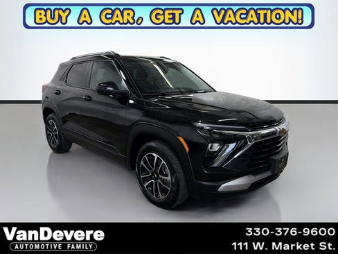 Used 2025 Chevrolet TrailBlazer LT AWD/4WD image 1