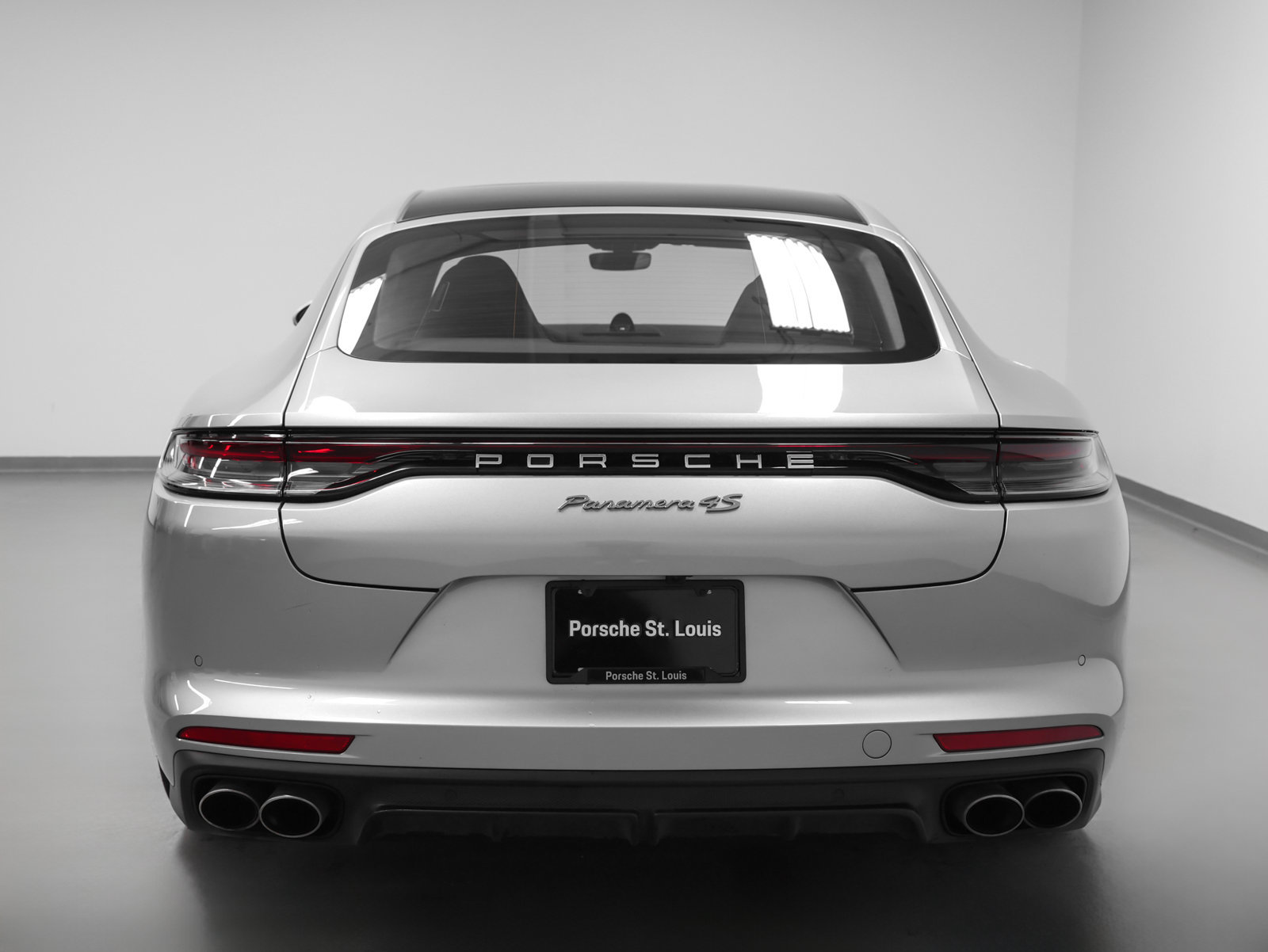 Certified 2023 Porsche Panamera 4S w/ Premium Package AWD/4WD image 11