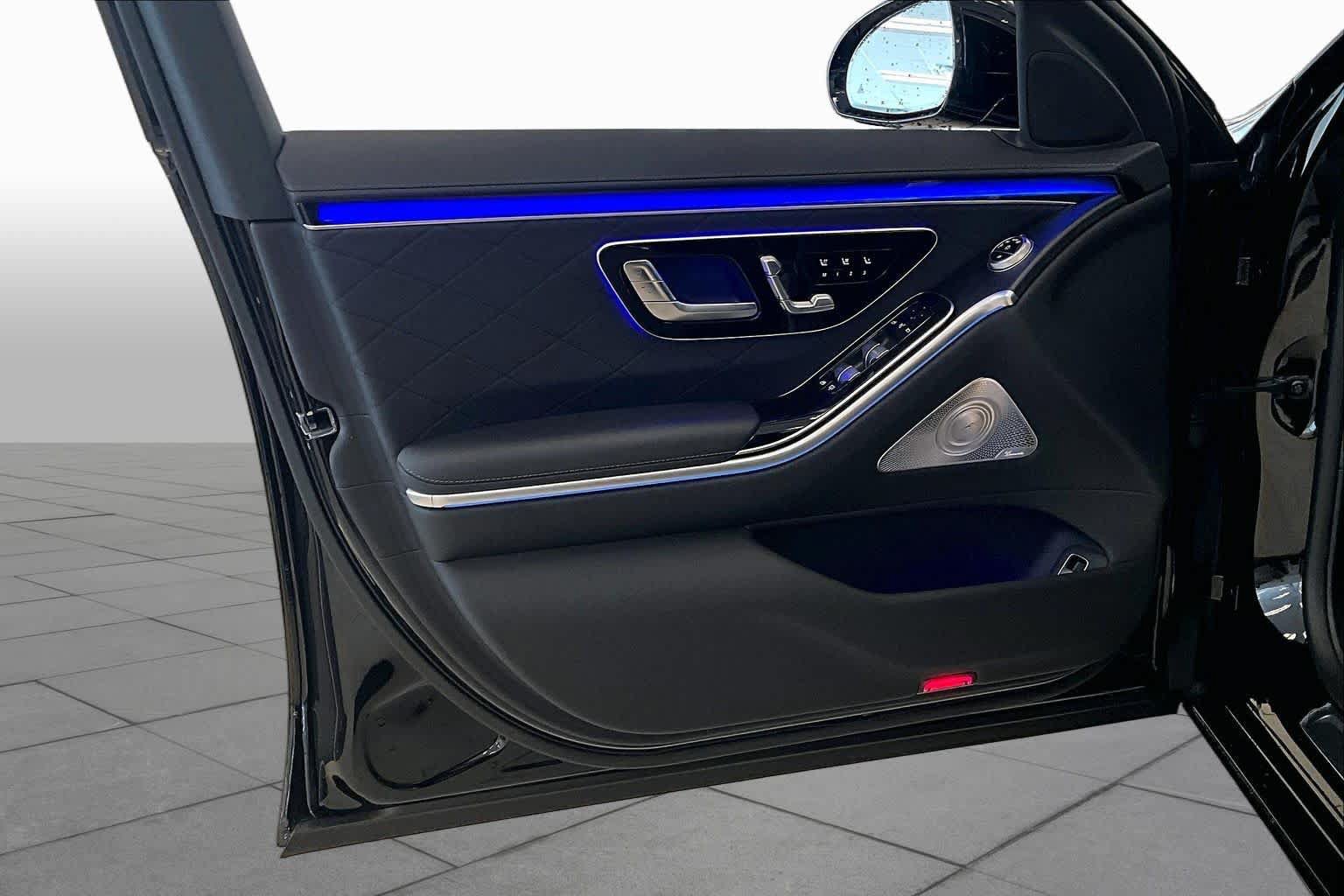 Used 2025 Mercedes-Benz S 580 4MATIC Sedan image 21