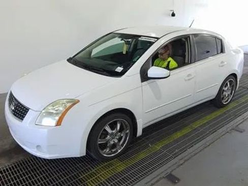 Used 2008 Nissan Sentra 2.0 FWD image 1