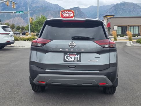 Used 2021 Nissan Rogue SL image 7