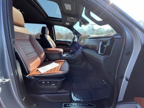 Used 2024 GMC Sierra 1500 Denali Ultimate image 25