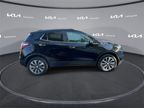 Used 2021 Buick Encore Preferred image 23