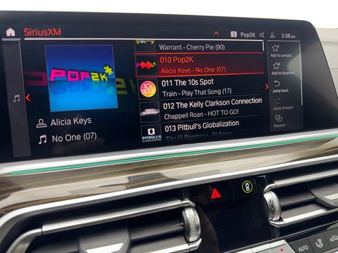 Used 2023 BMW X6 xDrive40i w/ M Sport Package image 65