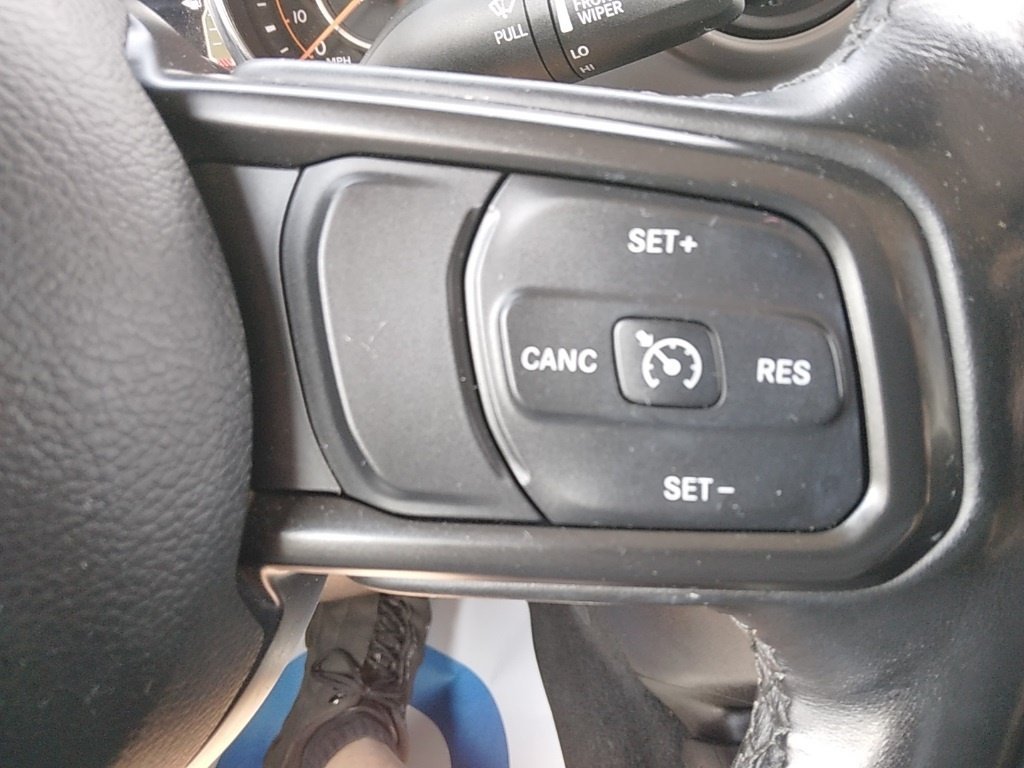 Used 2021 Jeep Gladiator Sport AWD/4WD image 22
