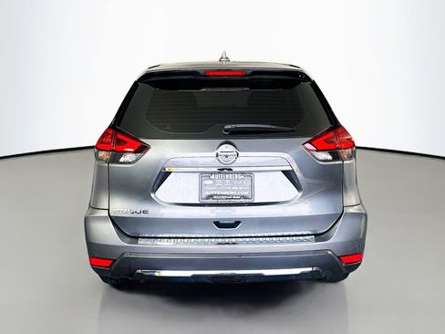 Used 2020 Nissan Rogue S FWD image 6
