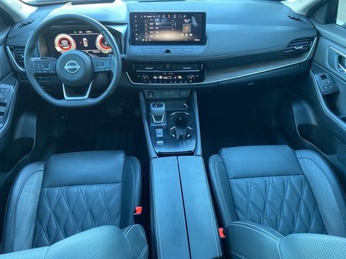 Used 2024 Nissan Rogue Platinum w/ Platinum Premium Package image 19