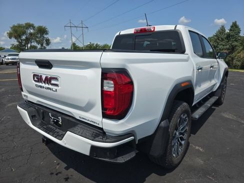 Used 2023 GMC Canyon Denali AWD/4WD image 7