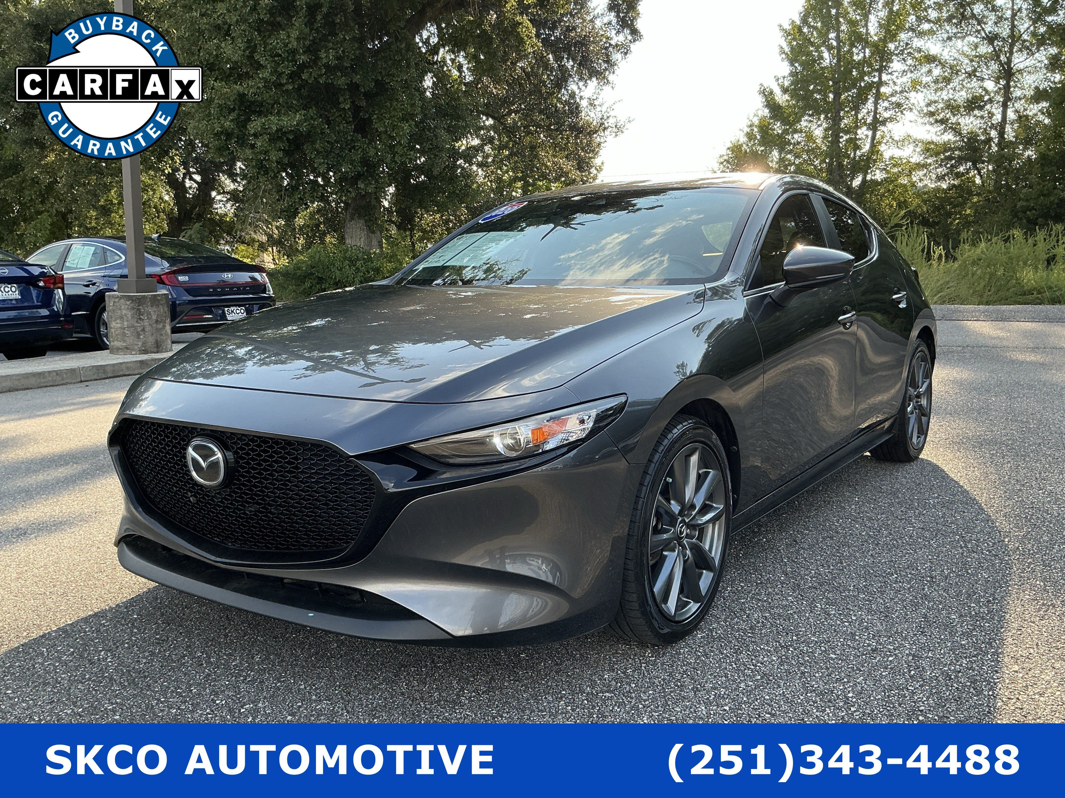Used 2020 MAZDA MAZDA3 Hatchback FWD image 1