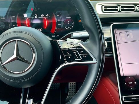Used 2022 Mercedes-Benz S 580 4MATIC Sedan image 25