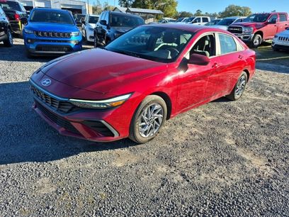 Used 2024 Hyundai Elantra SEL