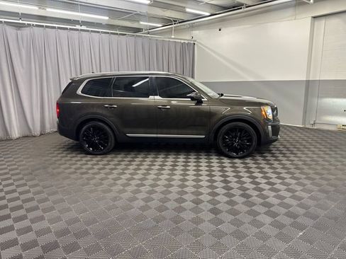 Used 2021 Kia Telluride SX w/ SX Prestige Package AWD/4WD image 4