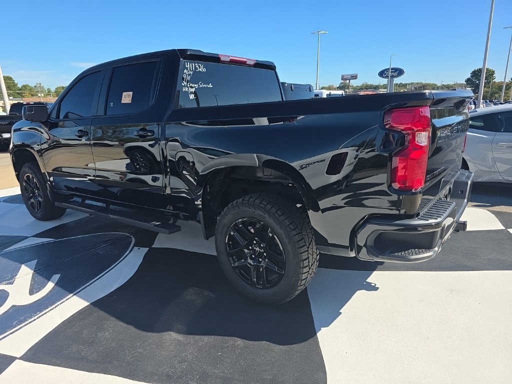 Used 2024 Chevrolet Silverado 1500 Custom Trail Boss w/ Midnight Edition AWD/4WD image 16