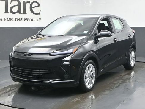 New 2027 Chevrolet Bolt LT w/ Comfort Package FWD image 12