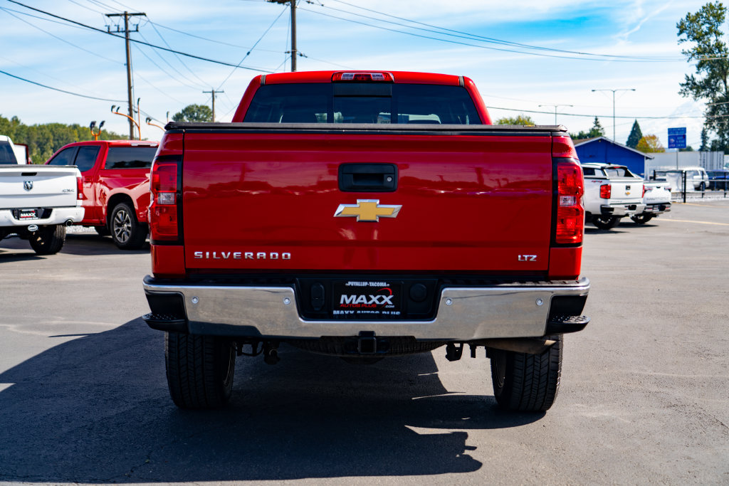 Used 2014 Chevrolet Silverado 1500 LTZ Z71 w/ LTZ Plus Package AWD/4WD image 10