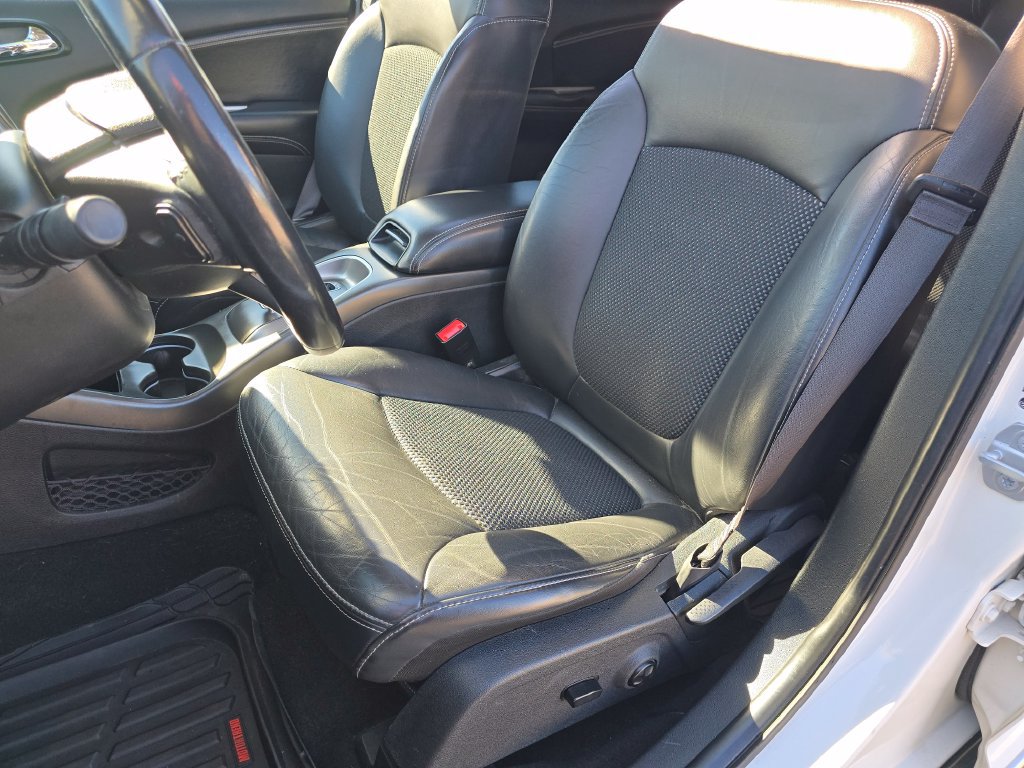 Used 2020 Dodge Journey Crossroad FWD image 24