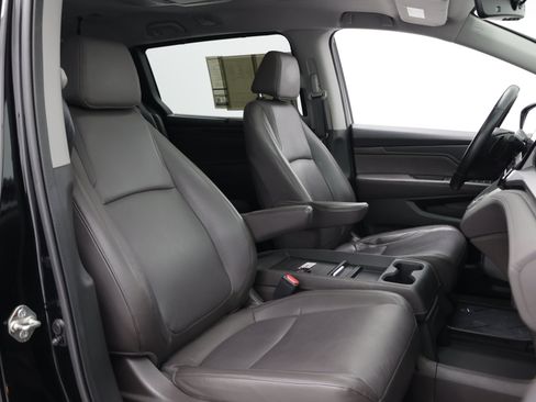 Used 2018 Honda Odyssey EX-L image 44