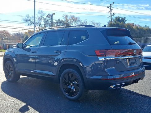 New 2026 Volkswagen Atlas SE AWD/4WD image 3