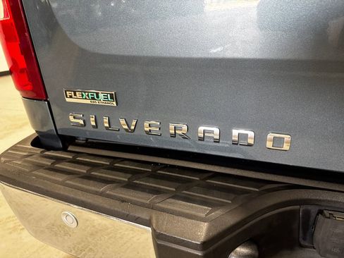 Used 2011 Chevrolet Silverado 1500 LT w/ All-Star Edition AWD/4WD image 26