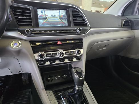 Used 2019 Hyundai Elantra Value Edition FWD image 19