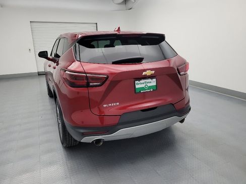 Used 2023 Chevrolet Blazer LT FWD image 6