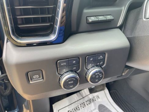 Used 2025 GMC Sierra 2500 Denali Ultimate AWD/4WD image 19