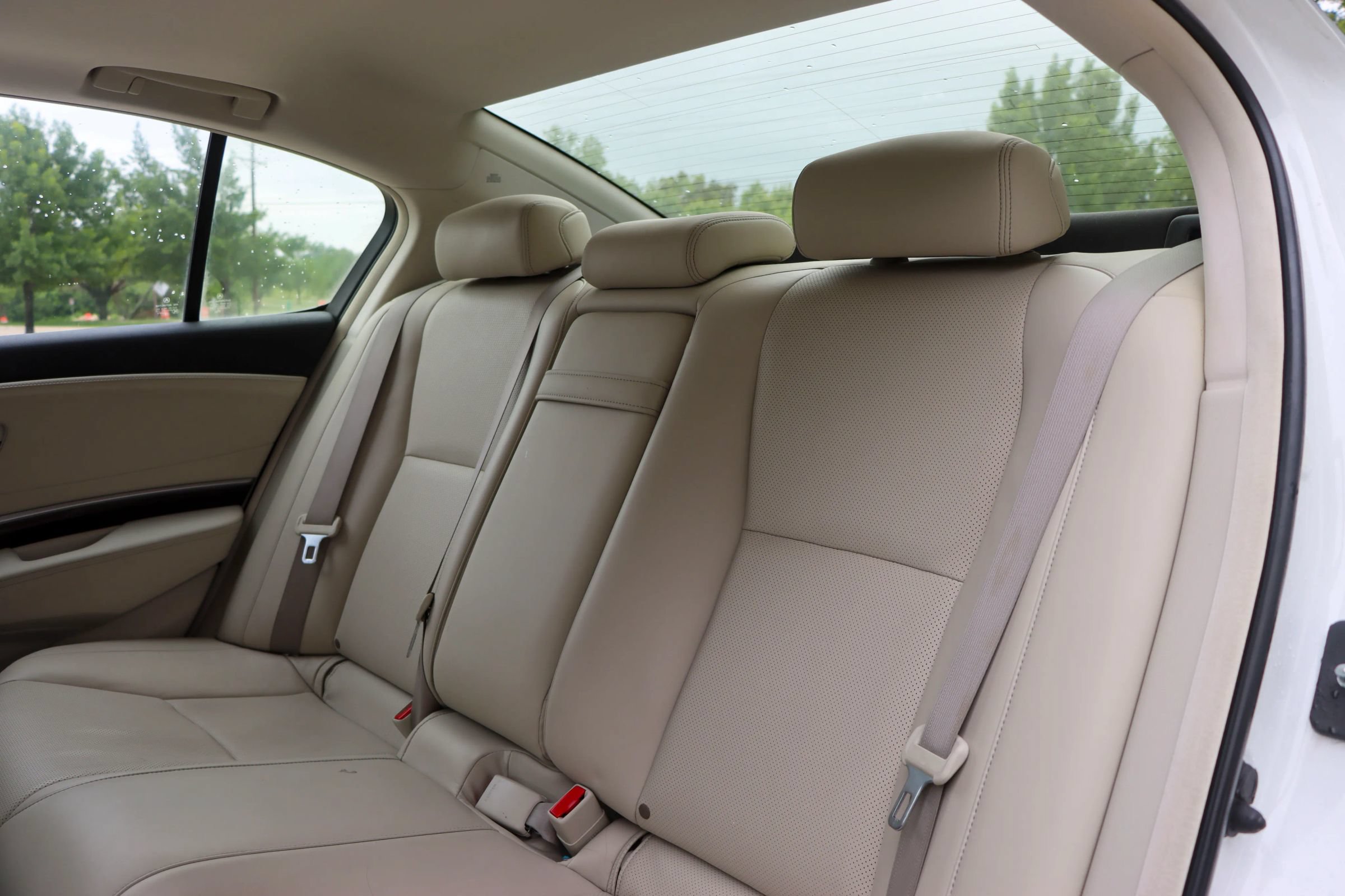 Used 2017 Acura RLX w/ Technology Package FWD image 17