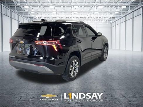 Used 2025 Chevrolet Equinox LT w/ Convenience Package II AWD/4WD image 9