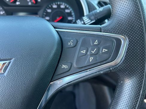 Used 2023 Chevrolet Malibu LT FWD image 19