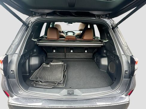 Certified 2026 Subaru Forester Touring AWD/4WD image 26