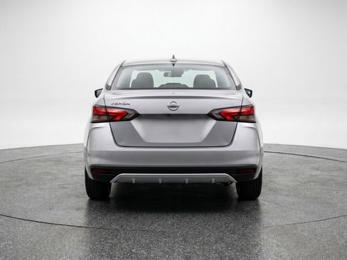 Used 2025 Nissan Versa SV image 7